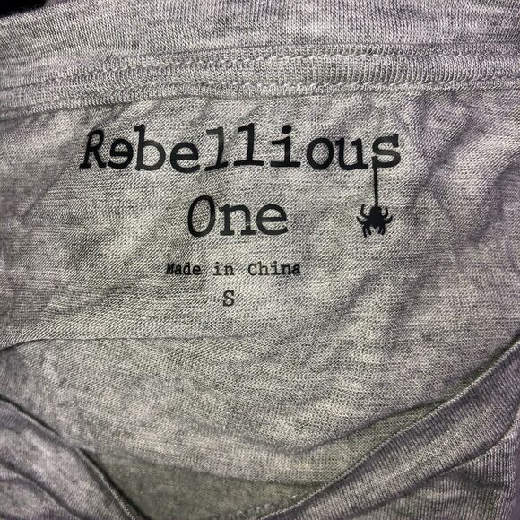 Rebellious One Womens 1 800 Not Listening Graphic T Shirt Juniors Size Small - Picture 4 of 4